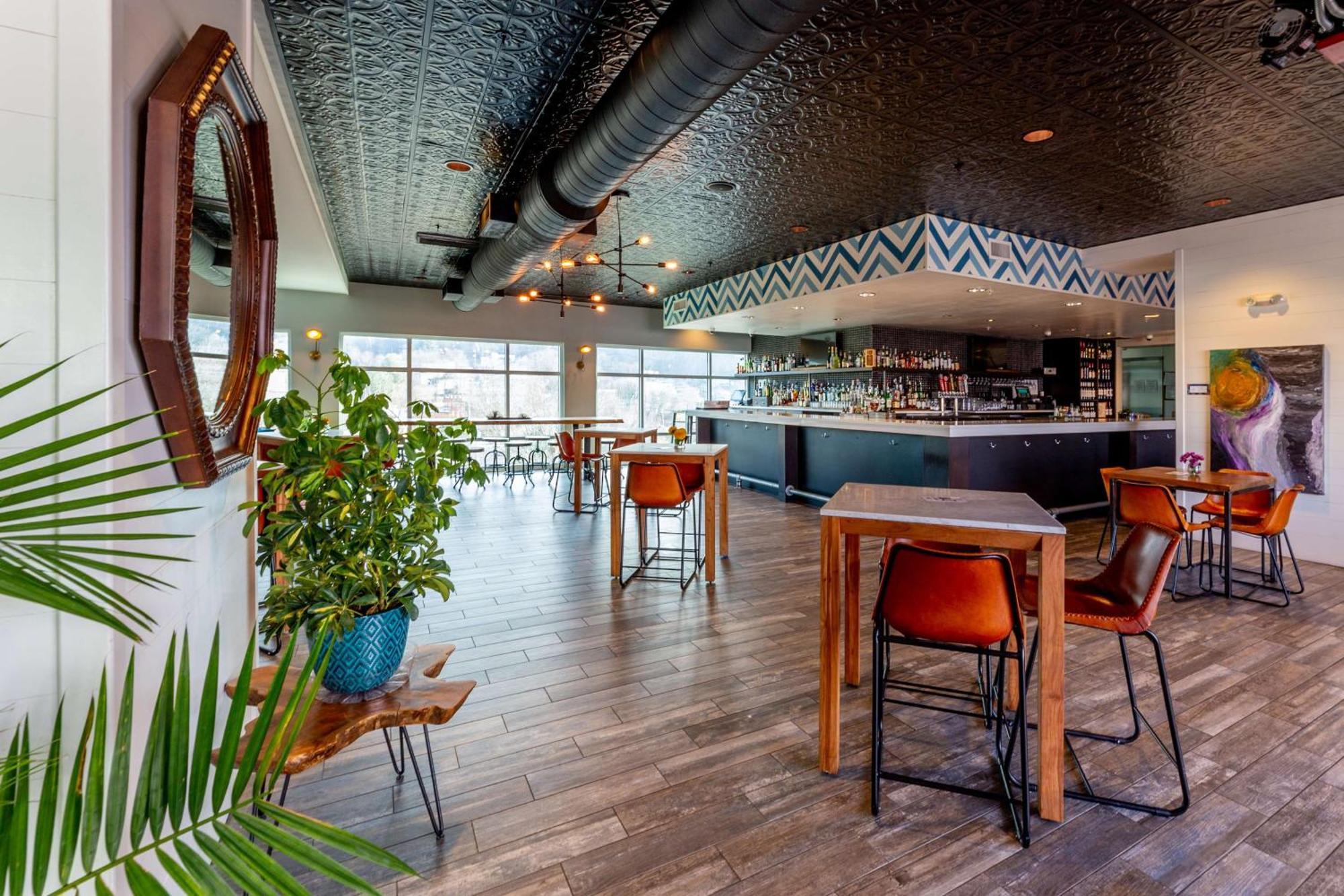 Hilton Garden Inn Asheville Downtown Bagian luar foto